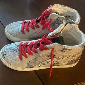 Steve Madden Sneakers